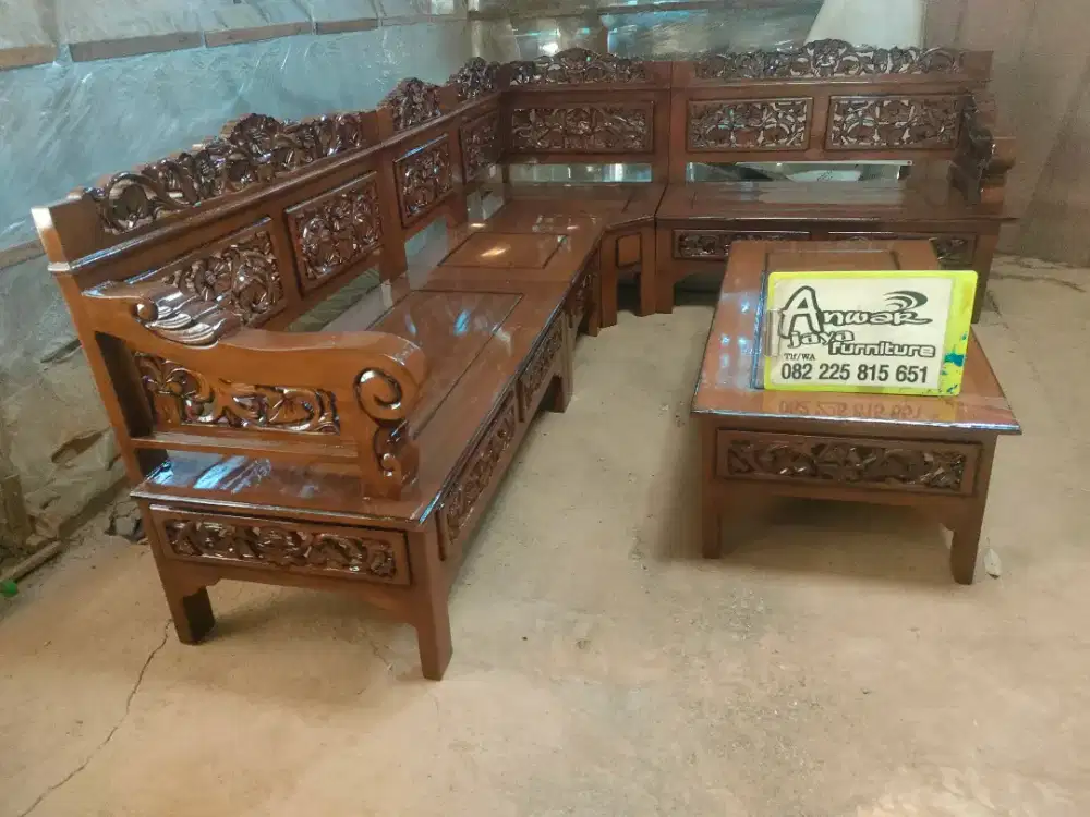 Kursi tamu sudut ukir Bagong full kayu jati