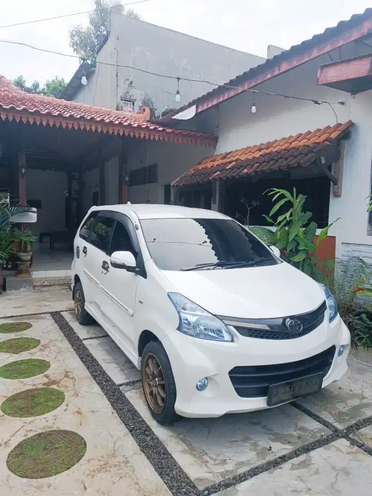 Avanza veloz 2012 1,5 AT