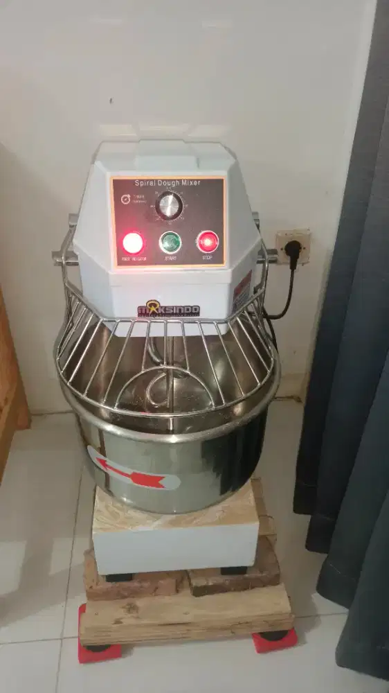 Mixer Roti 99% seperti Baru