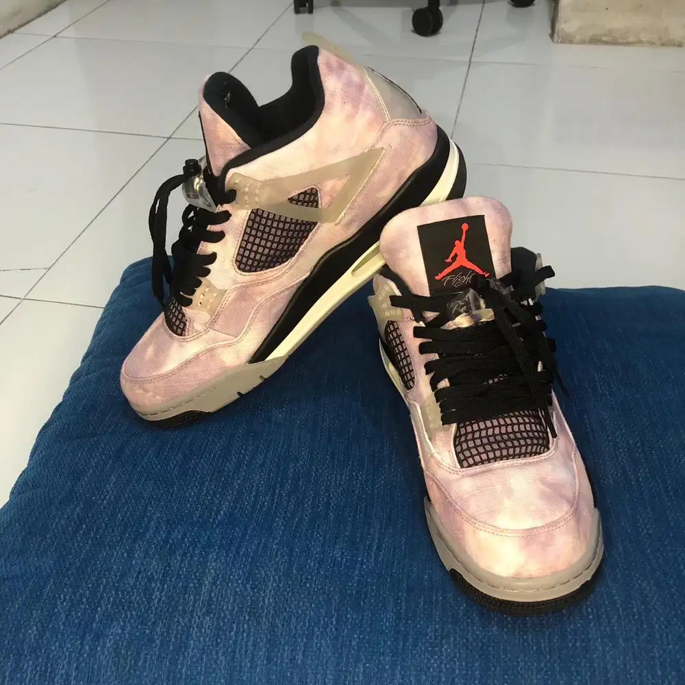 Jordan 4 RETRO ZEN MASTER