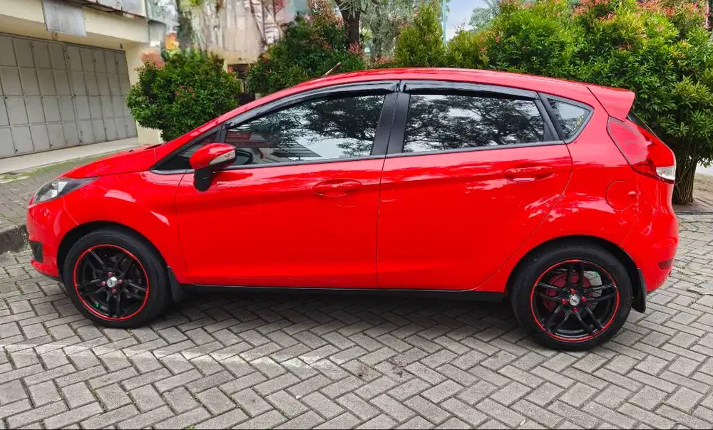 Ford Fiesta_Baby Mustang 1.5 / AT