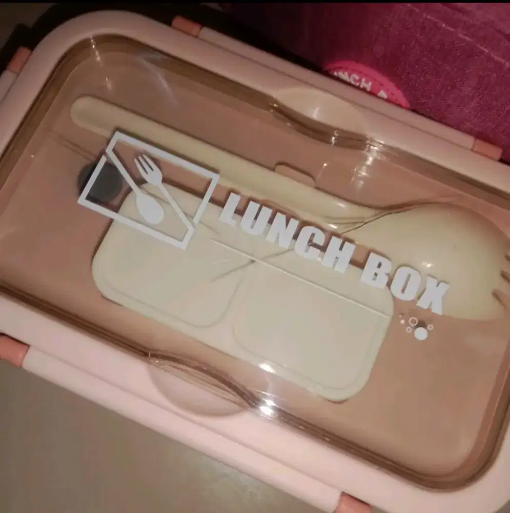 Kotak Makan 1set Bekas Gratis