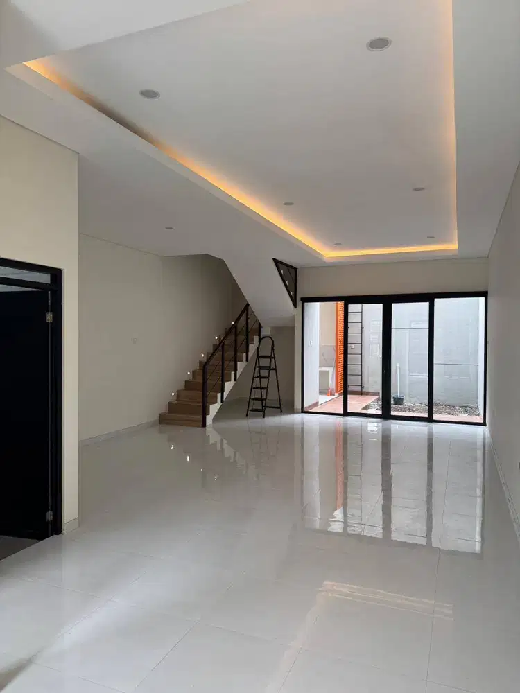 Rumah Baru 2 Lantai Siap Huni di Kopo Permai