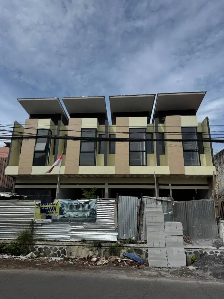 Ruko Baru 2 Lantai Strategis di Turangga Buah Batu Bandung