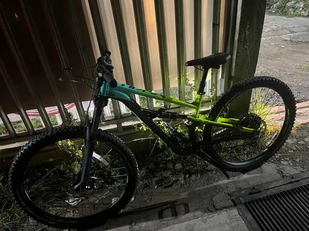 Polygon siskiu t7 ban 29 seperti baru