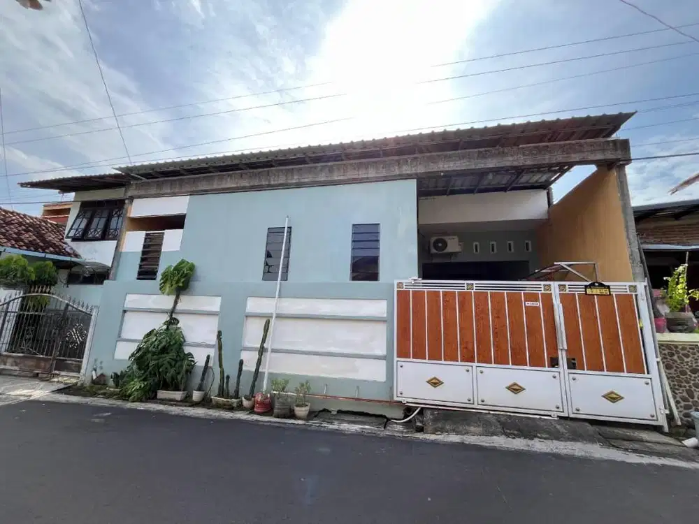 Dijual Rumah Kost Putri Lokasi Strategis Pamularsih Semarang Barat