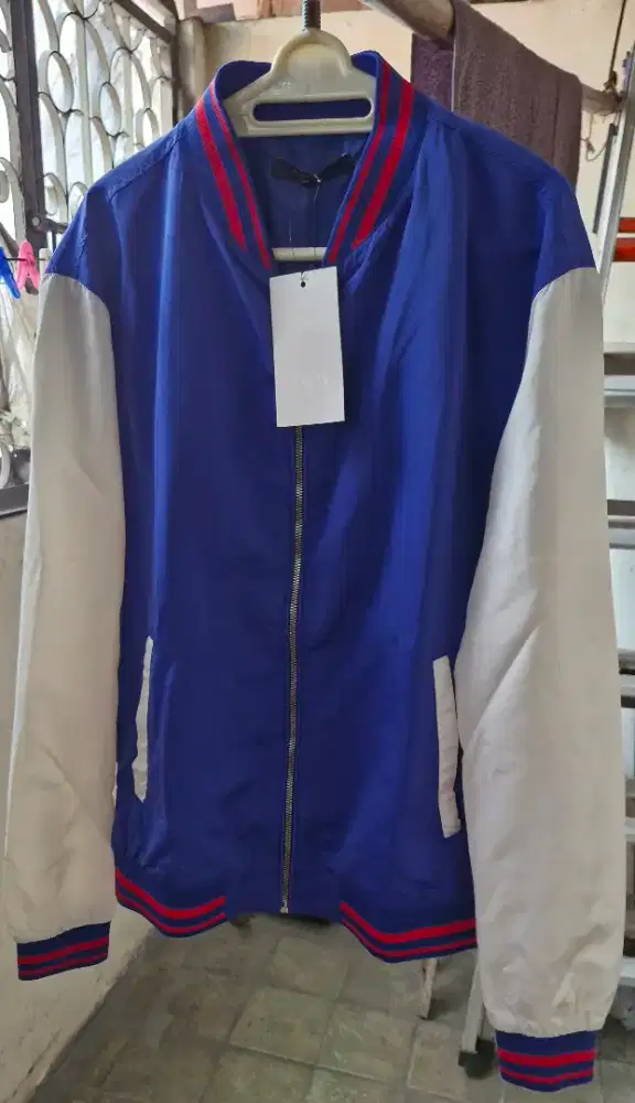 Jaket bomber Zara Blue size XL fit L BNWT (BARU) original jual rugi