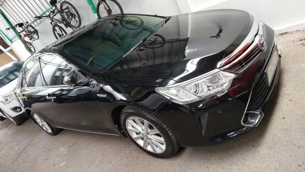 Toyota New Camry hibrid 2.5 At 2012  Solid Black Mulus
