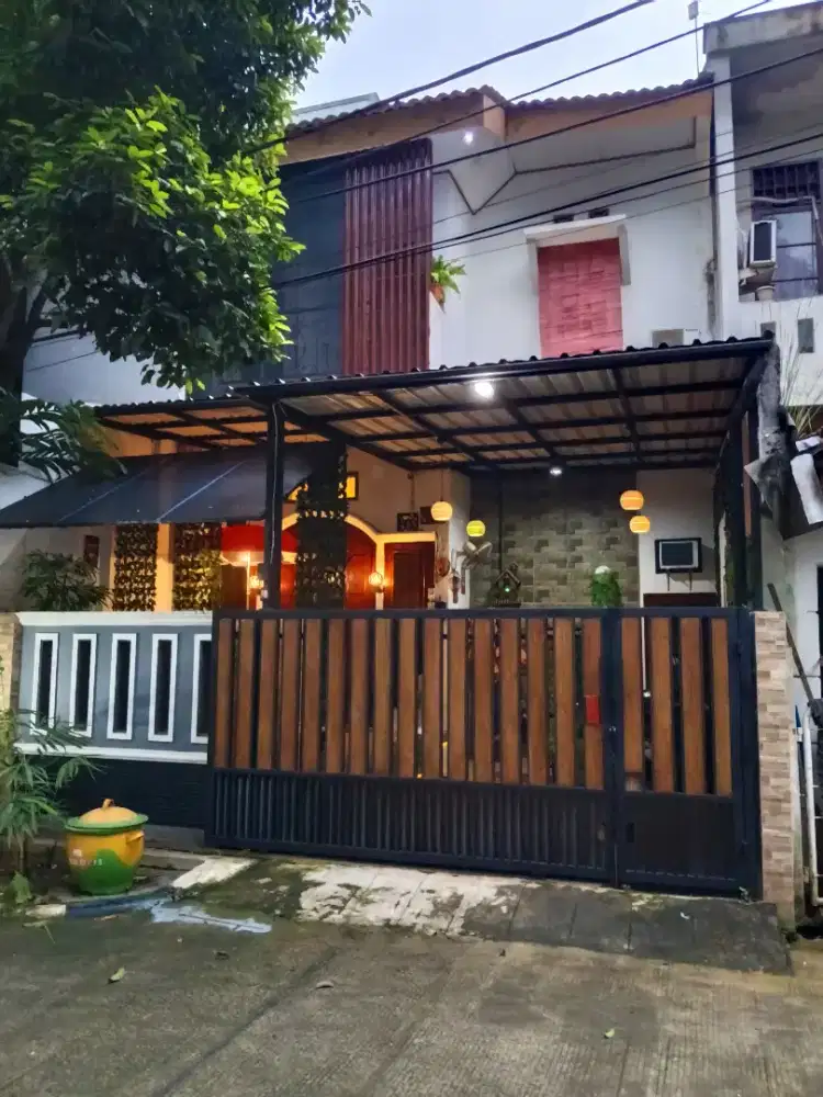 Rumah Cantik dan Asri  2 Lantai di Pondok Mitra Lestari, Bekasi