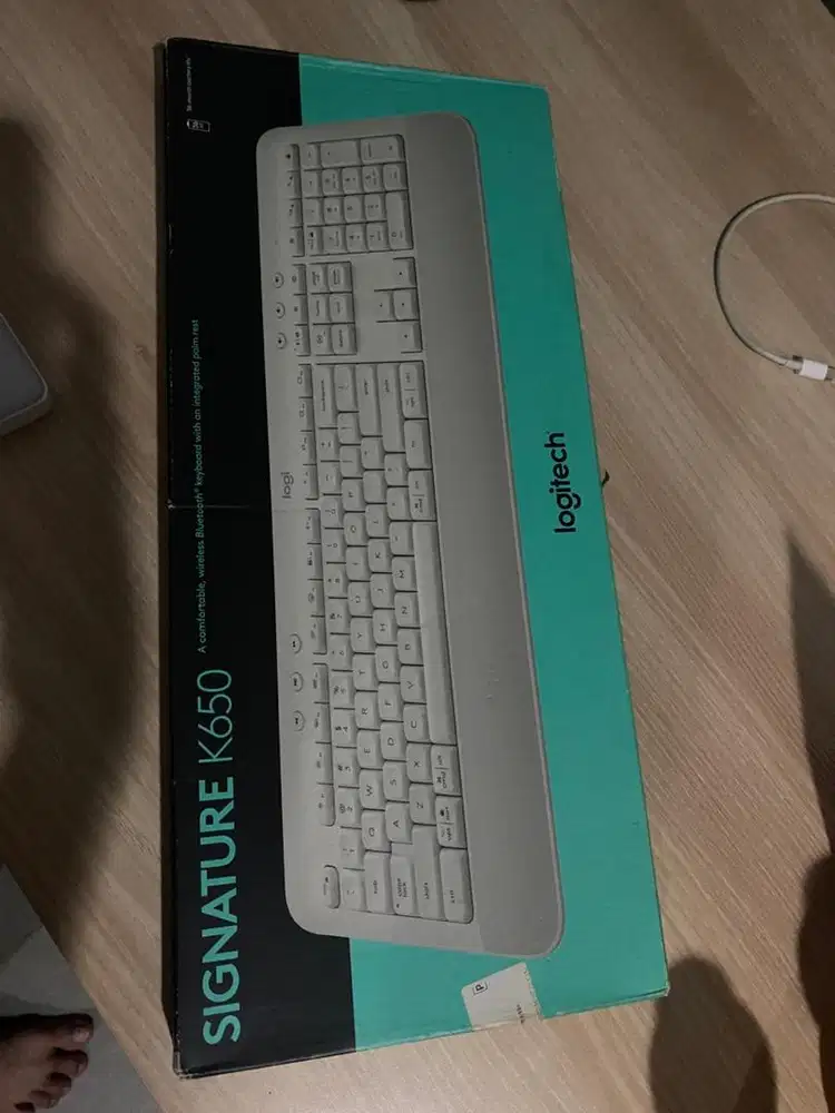Keyboard Logitech Signature K650