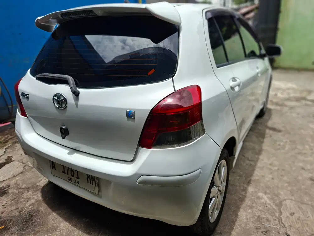 Toyota Yaris 2011 Bensin