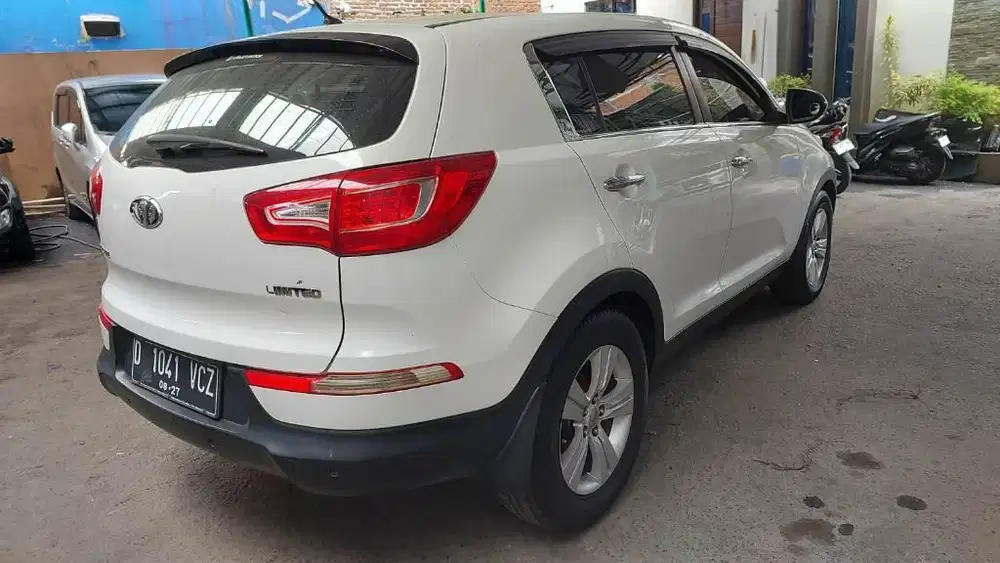 KIA SPORTAGE SE Matic 2012 Putih Mulus