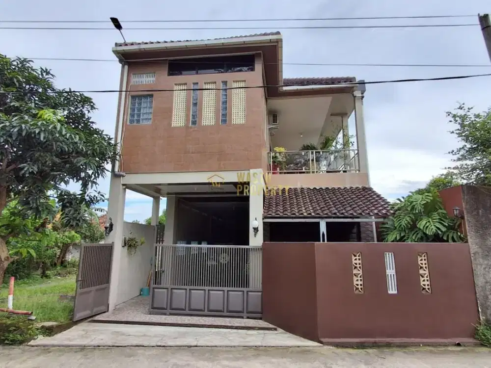 RUMAH MEWAH 2 LANTAI, FULL FURNISHED, 5 MENIT KE RSUD PRAMBANAN