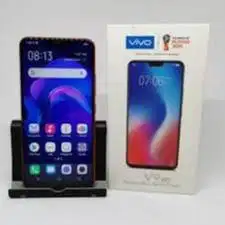 VIVO V9 4/64GB Second RESMI Normal Pemakaian BISA TT/JUAL BELI