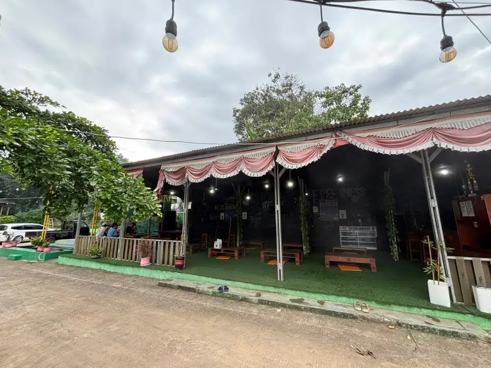 Dibutuhkan Segera Waiters Cafe