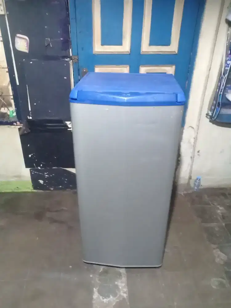 Jual kulkas Sanyo 1 pintu dingin dan beku normal bisa diantar