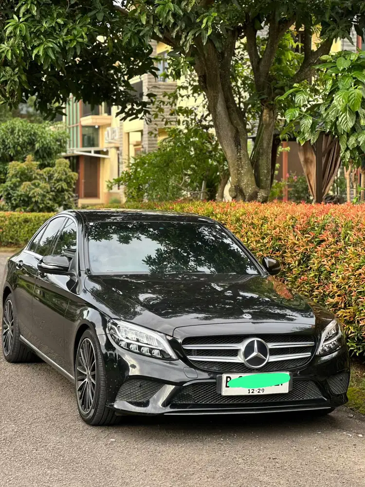 Mercedes-Benz C200 EQ Boost 2019 Bensin