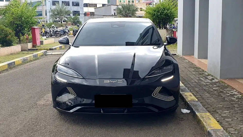 BYD Seal Premium AT Cosmos Black NIK 2024 Gress Brand New Condition