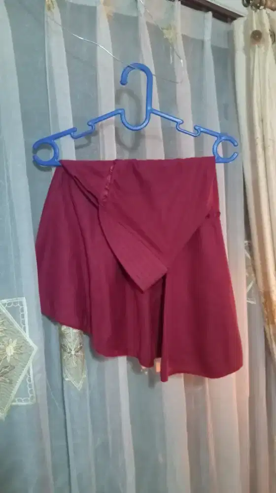 Kerudung Sekolah Anak Merah