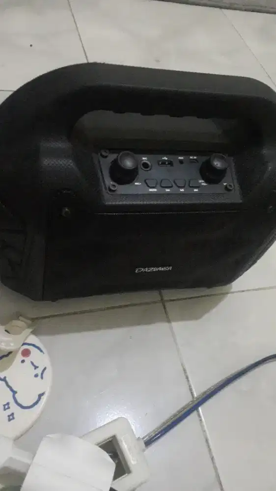 speaker bluetooth