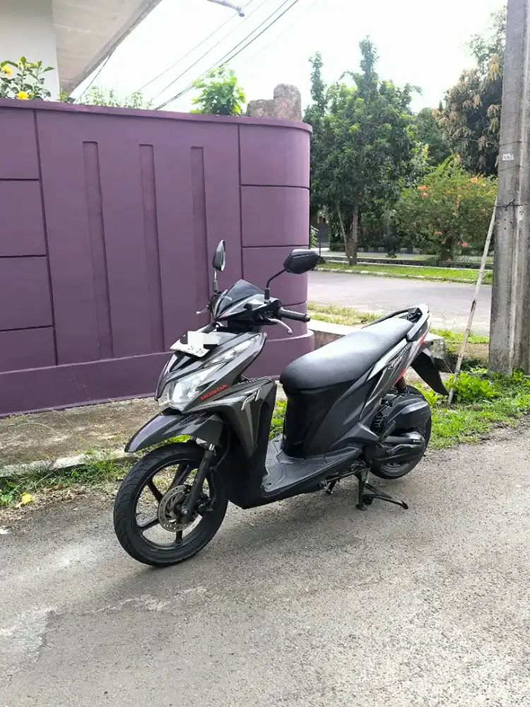 HONDA VARIO KZR CBS ISS 125 2014 MULUSS