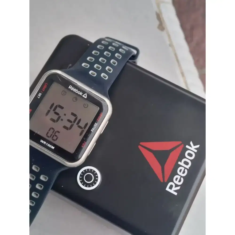 Jam Tangan Reebok Original Second