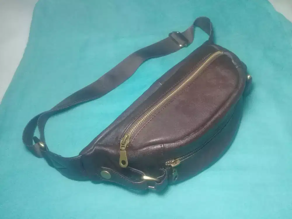 Tas Selempang Kulit Domba