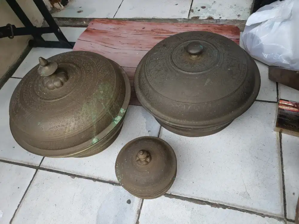 Wadah / Baskom Kuningan