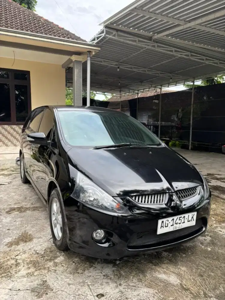 Mitsubishi grandis elegan nyaman murah hidup originil pabrik