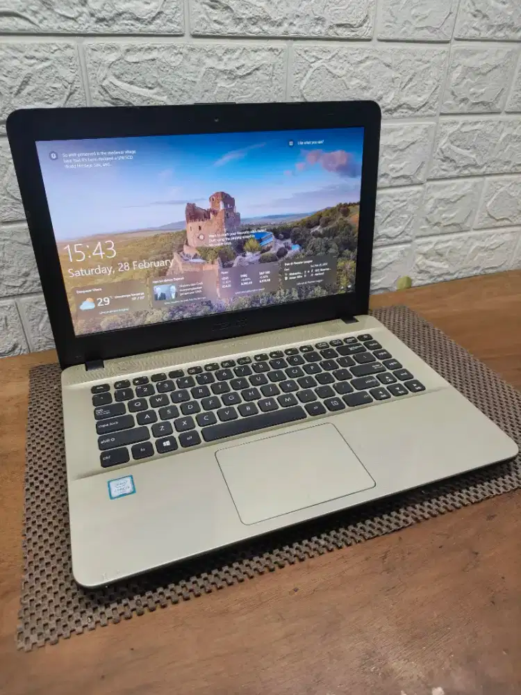 Asus X441U intel Core i3 Gen-6 (8/128+500gb) 14 inch Mulus NORMAL