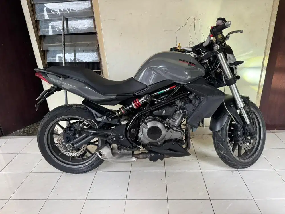 Benelli TNT 2016