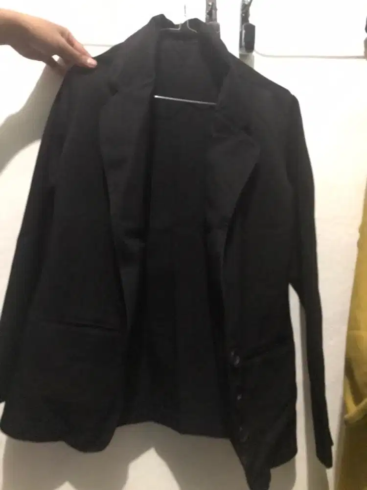 Blazer hitam UK S fit to M