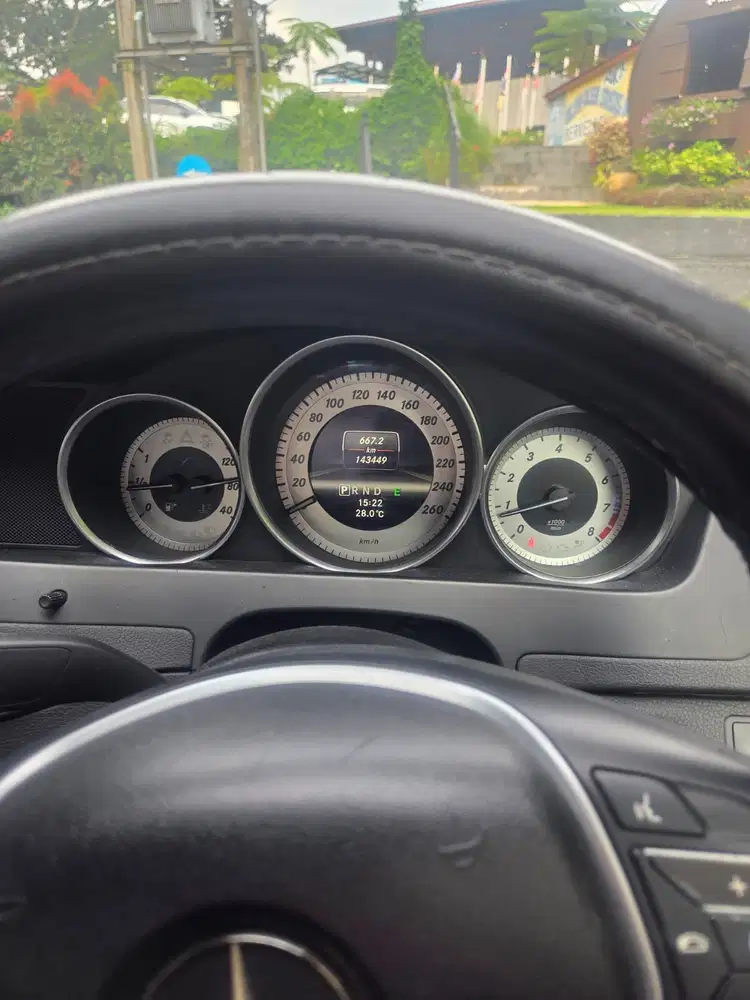 Mercedes-Benz C200 2013 Bensin