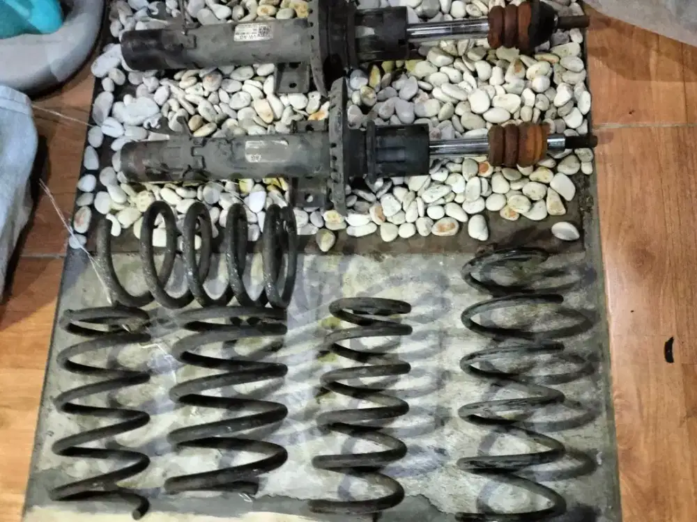 Langkah shock dan per original bawaan VW polo all tahun