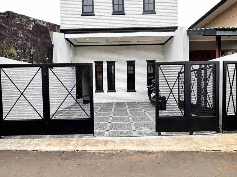 SIAP HUNI Jual Rumah Type 2.5 Lantai Mewah Murah Dkt Gerbang Tol Brigif Cinere Kota Depok