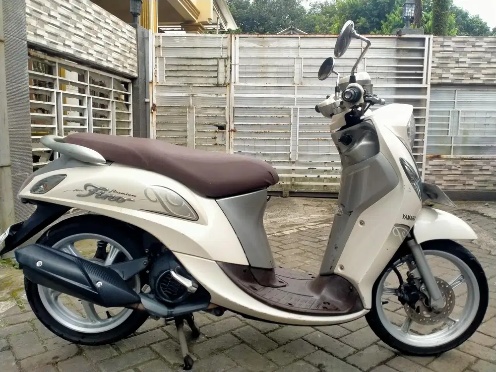 Yamaha Fino 125 premium lengkap motor sehat keterangan detail dinawah