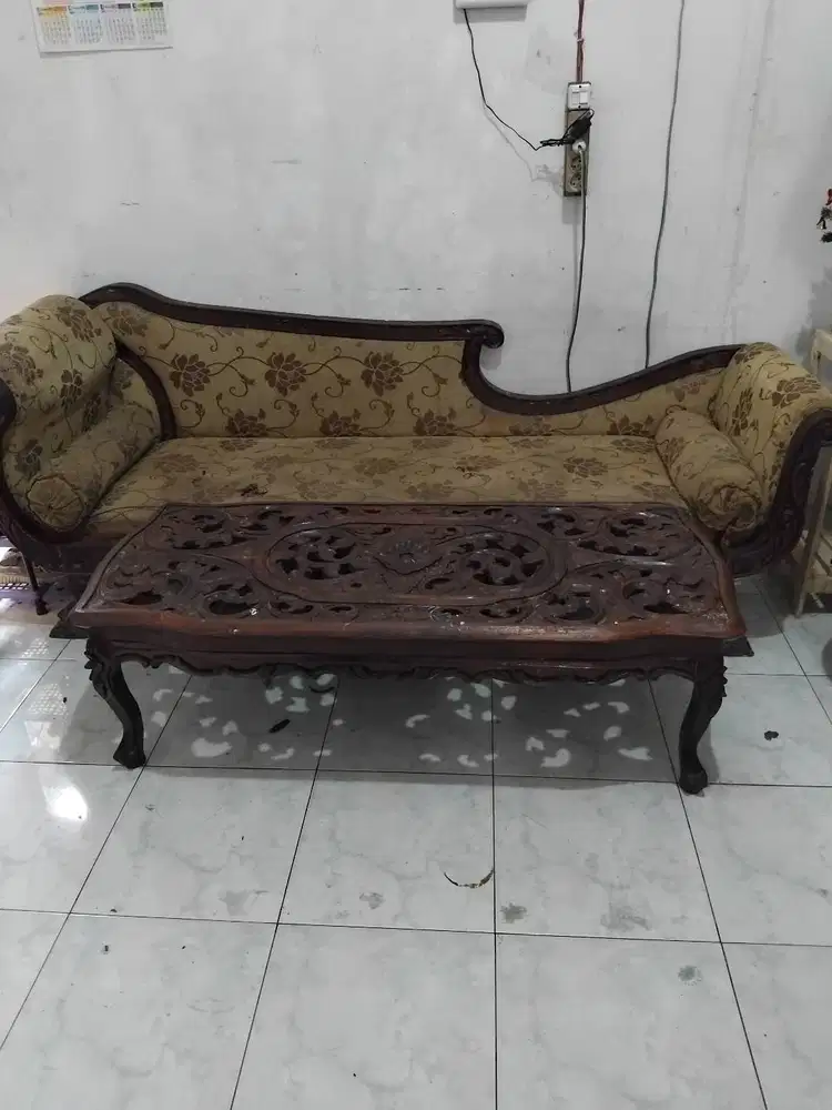Sofa dan meja jadul