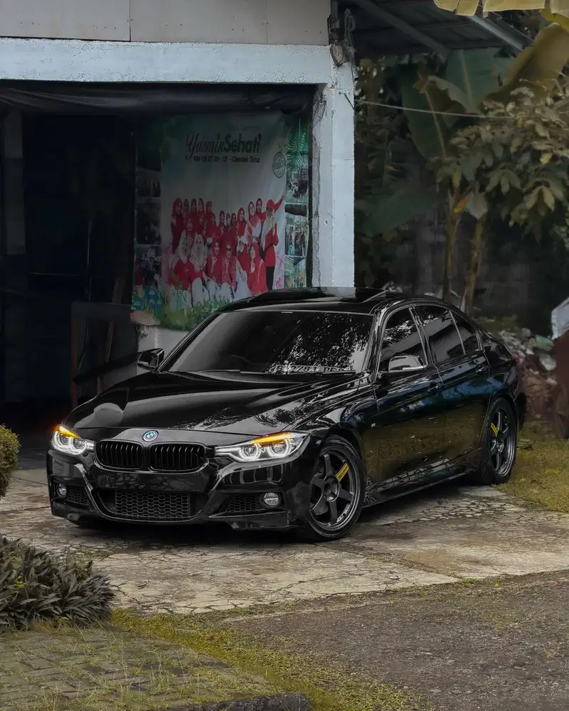 [CASH] Bmw F30 330i Termurah!!