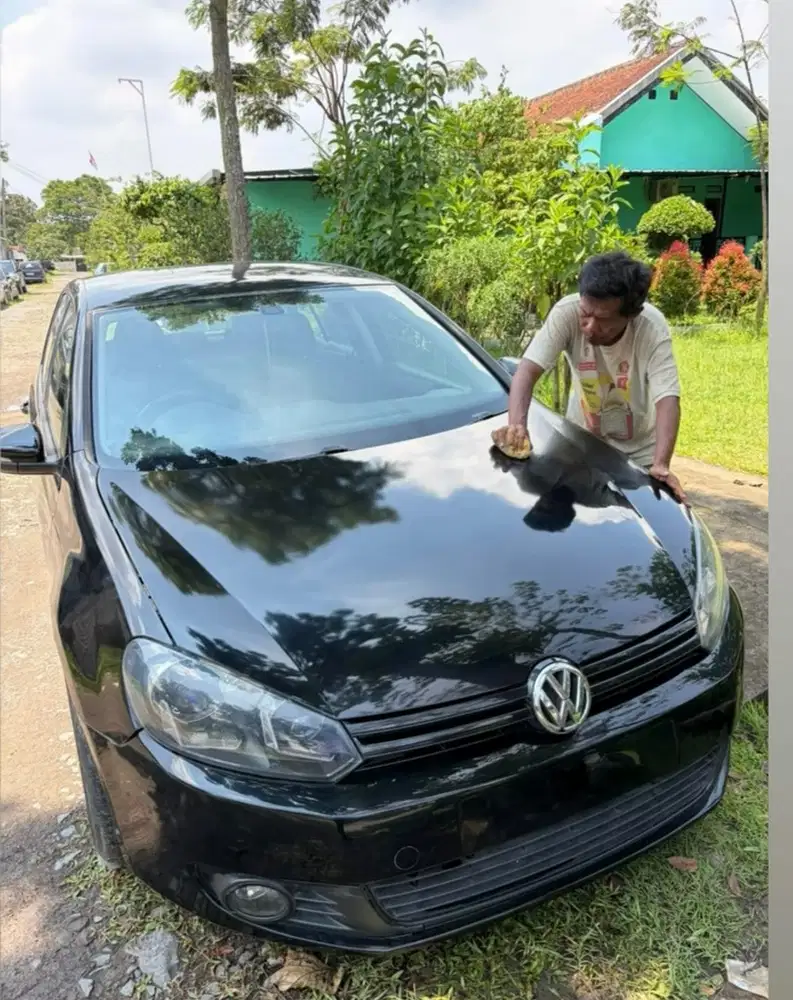 Volkswagen Golf 2010 Bensin