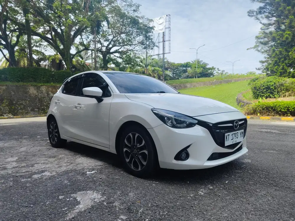 Mazda 2 2015 Bensin