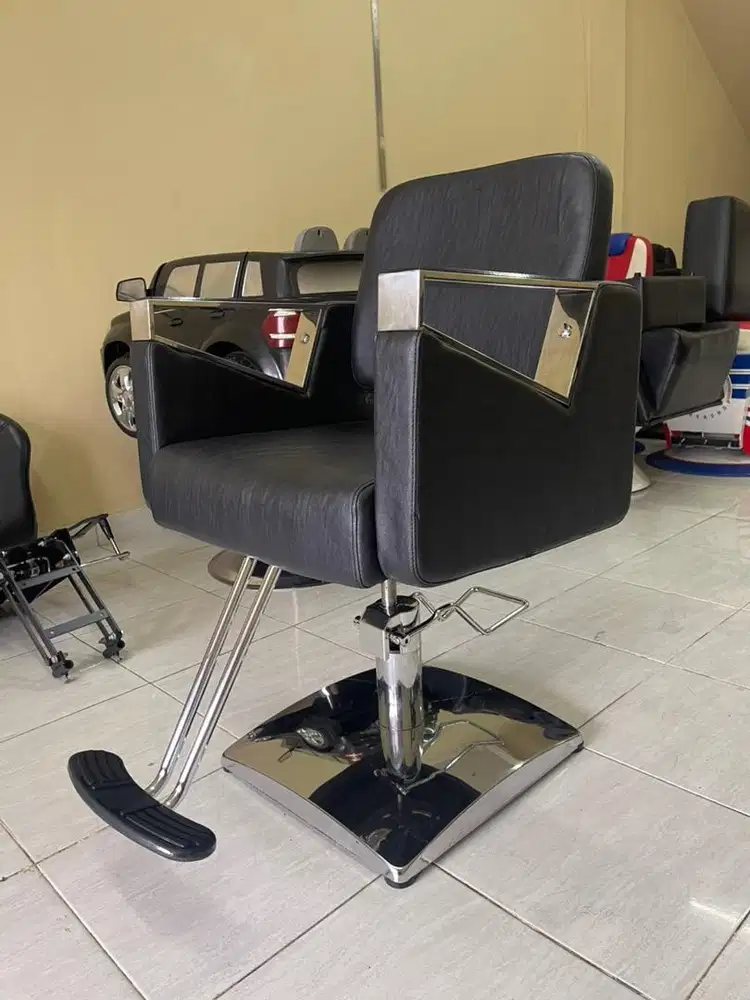 Kursi barbershop hidrolik bekas second bangku pangkas rambut salon