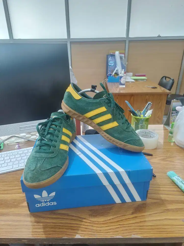 SEPATU ADIDAS HAMBURG