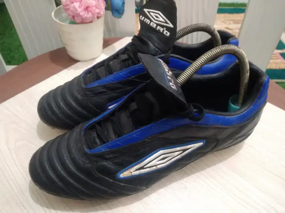 Umbro classic kulit sapi legit