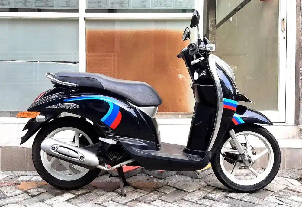 Honda Scoopy 2012
