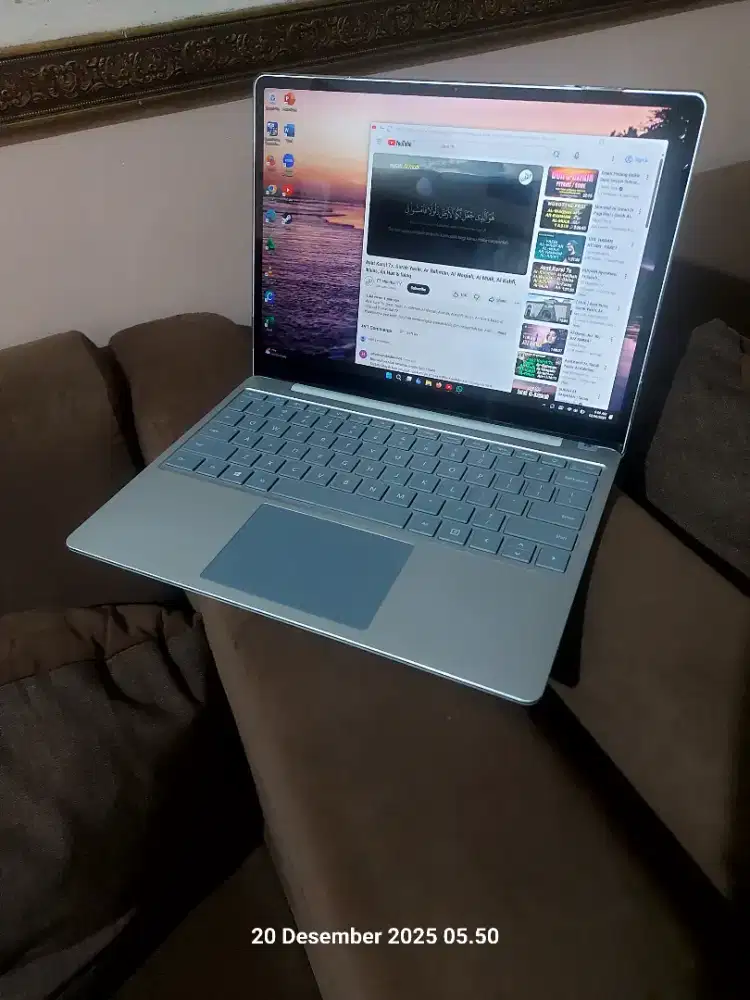 Microsoft Surface Go Core i5 Layar sentuh