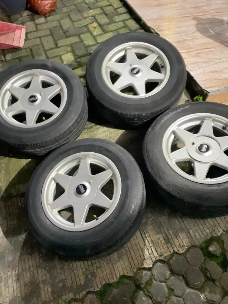 Velg r15 compomotive 4x114