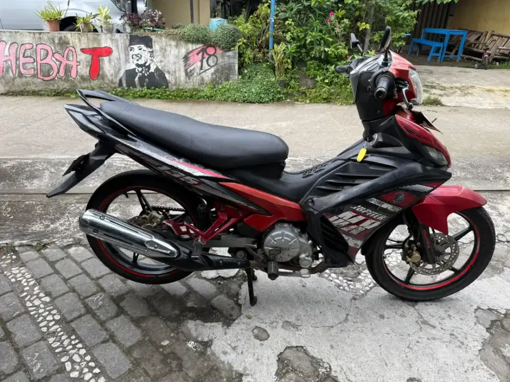 Jupiter MX kopling THN 2013 plat AA Magelang