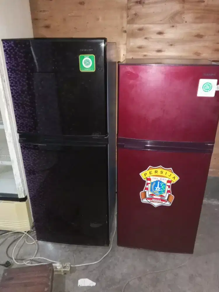 Kulkas 2 pintu Sharp msh gress