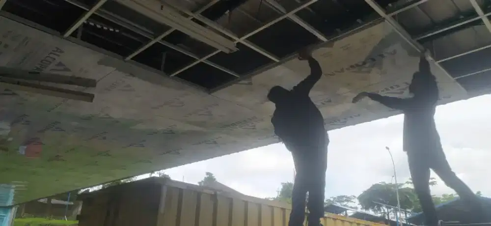 Tukang las panggilan