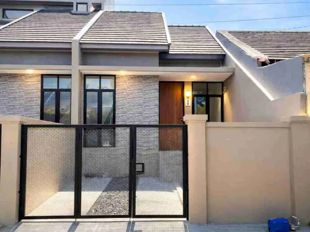 Di jual rumah siap huni lokasi strategis harga termurah